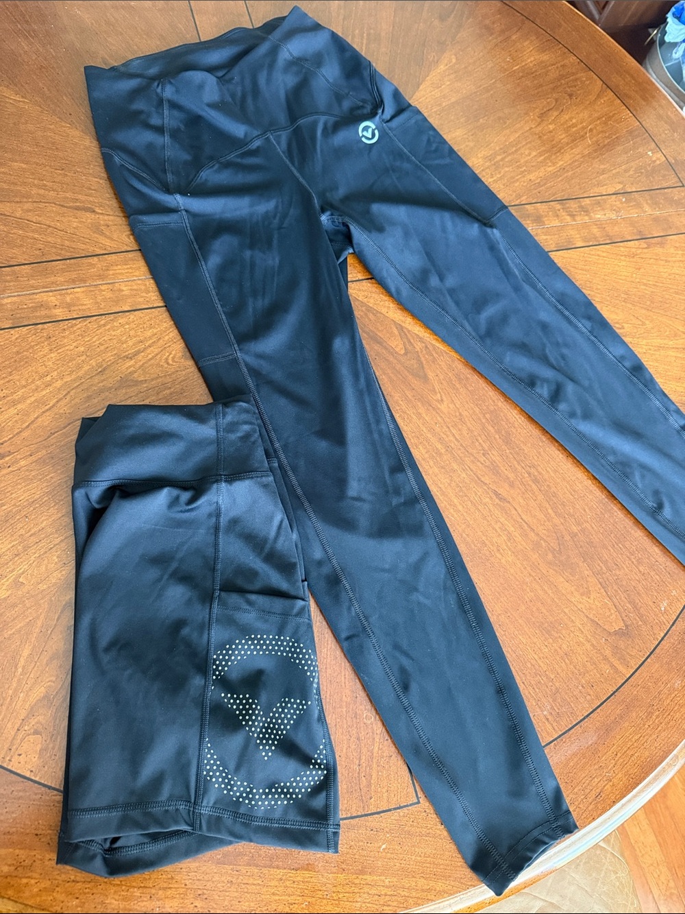 Virus Black High-Waist Compression Pants Leggings and compression bike shorts.